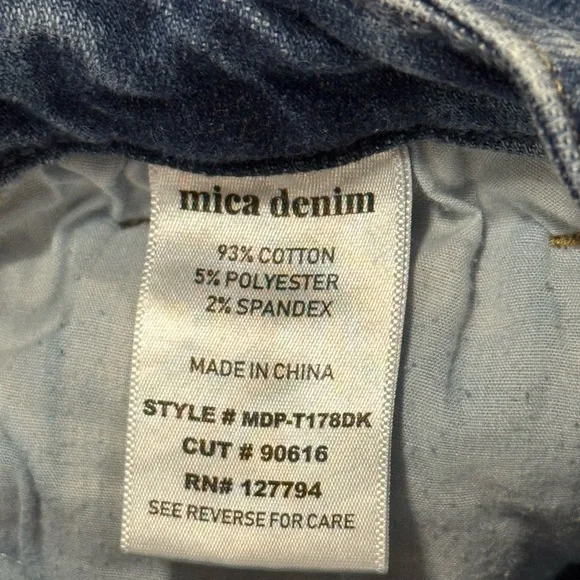 Mica Distressed Women Jeans - Picture 4 of 5